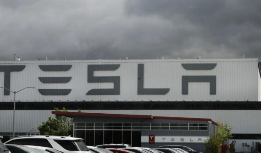 Tesla suspendería su llegada a Nuevo León