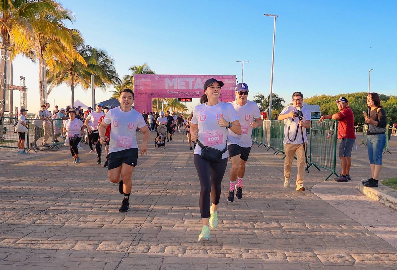 Lidera Ana Paty Peralta segunda carrera “Cancún Nos Une Por Las Mujeres”
