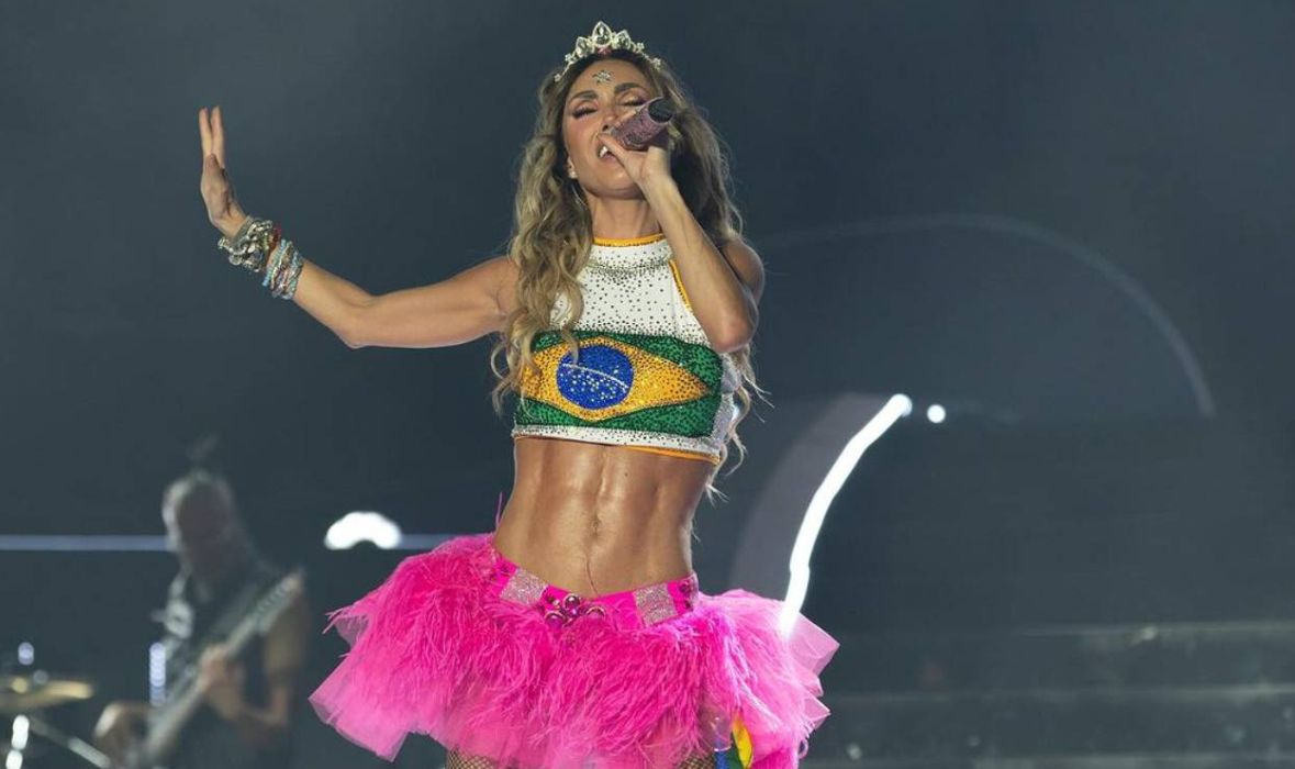 Anahí se queda sin voz en concierto de RBD en Guadalajara