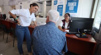 Facilita Ana Patricia Peralta regularización de documentos en ventanilla única de trámites y servicios