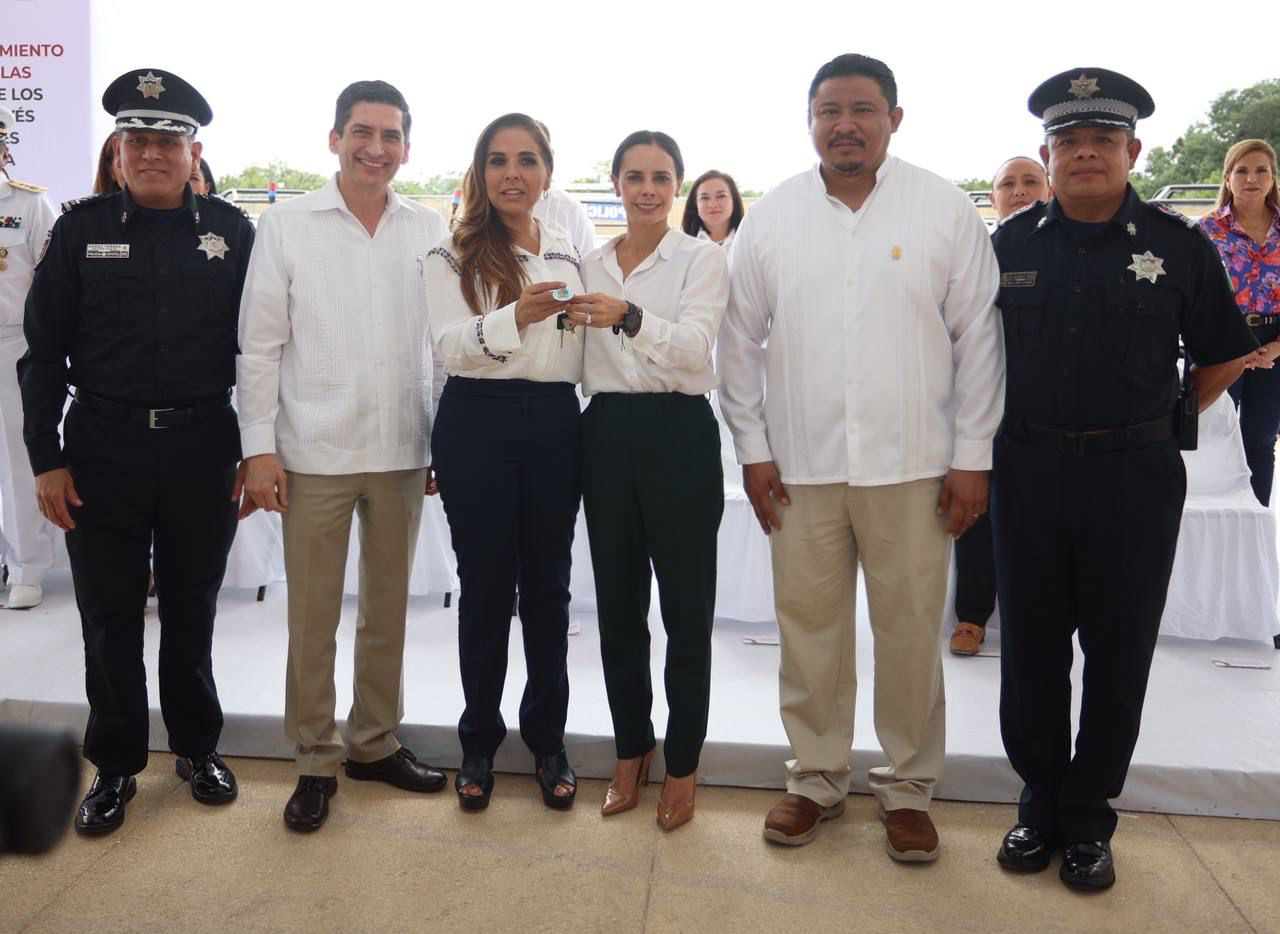 Más equipamiento y patrullas para fortalecer seguridad pública de BJ y Q. Roo: Ana Paty Peralta