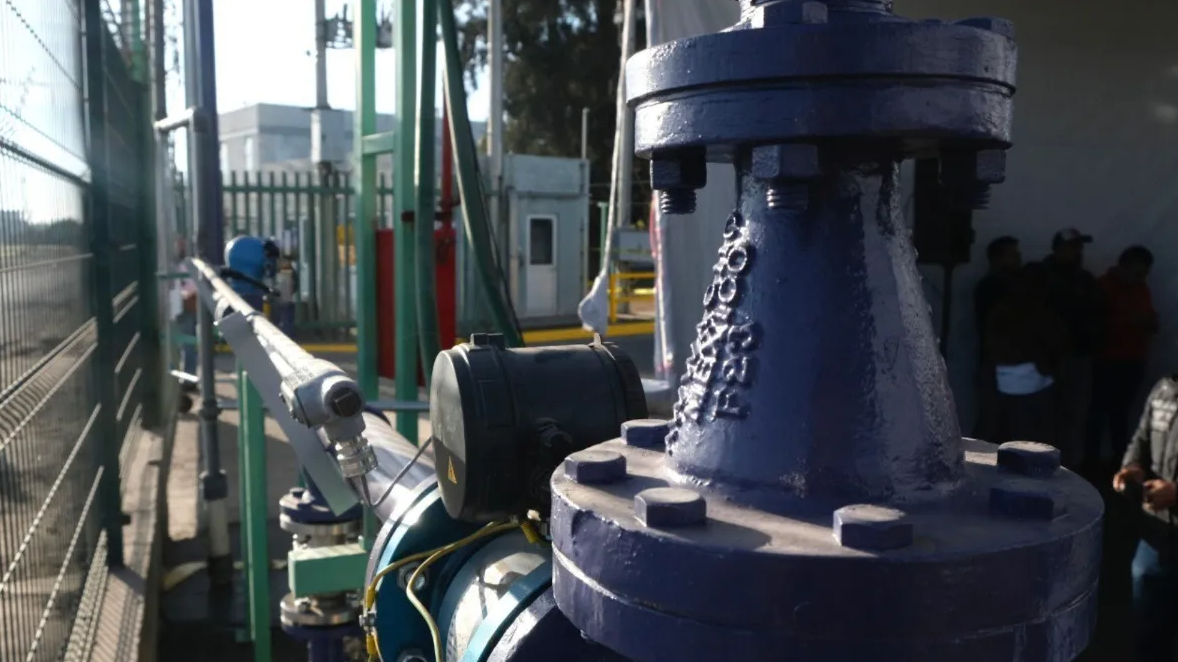 Jalisco inaugura la Línea Morada; abastecerá de agua tratada a empresas de El Salto