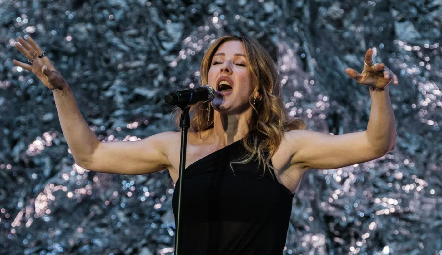 Fans de Ellie Goulding “explotan las redes” tras confirmar su participación en Feria de León 2024