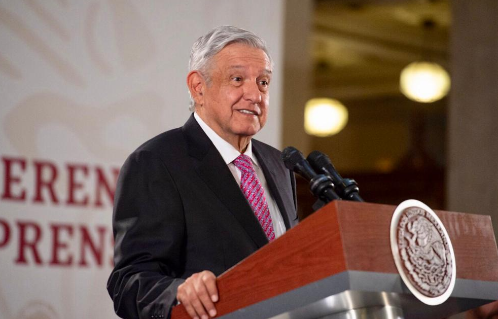 “Y son capaces hasta de dar un golpe de Estado”: López Obrador