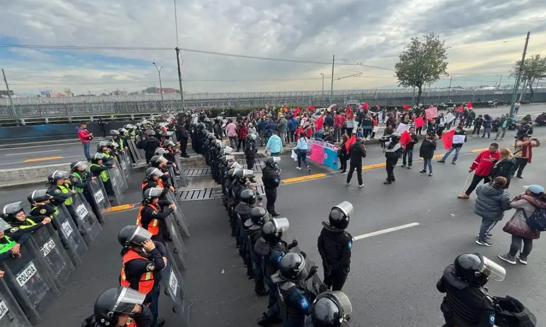 Toma precauciones, bloqueos en CDMX y Edomex por Colegio de Bachilleres