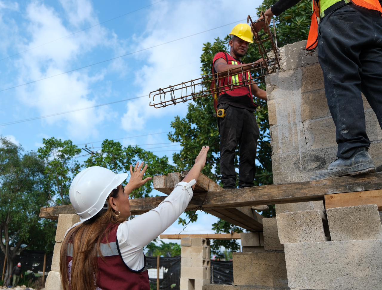 Mara Lezama supervisa avance de Parque Cultural Urbano de la Paz