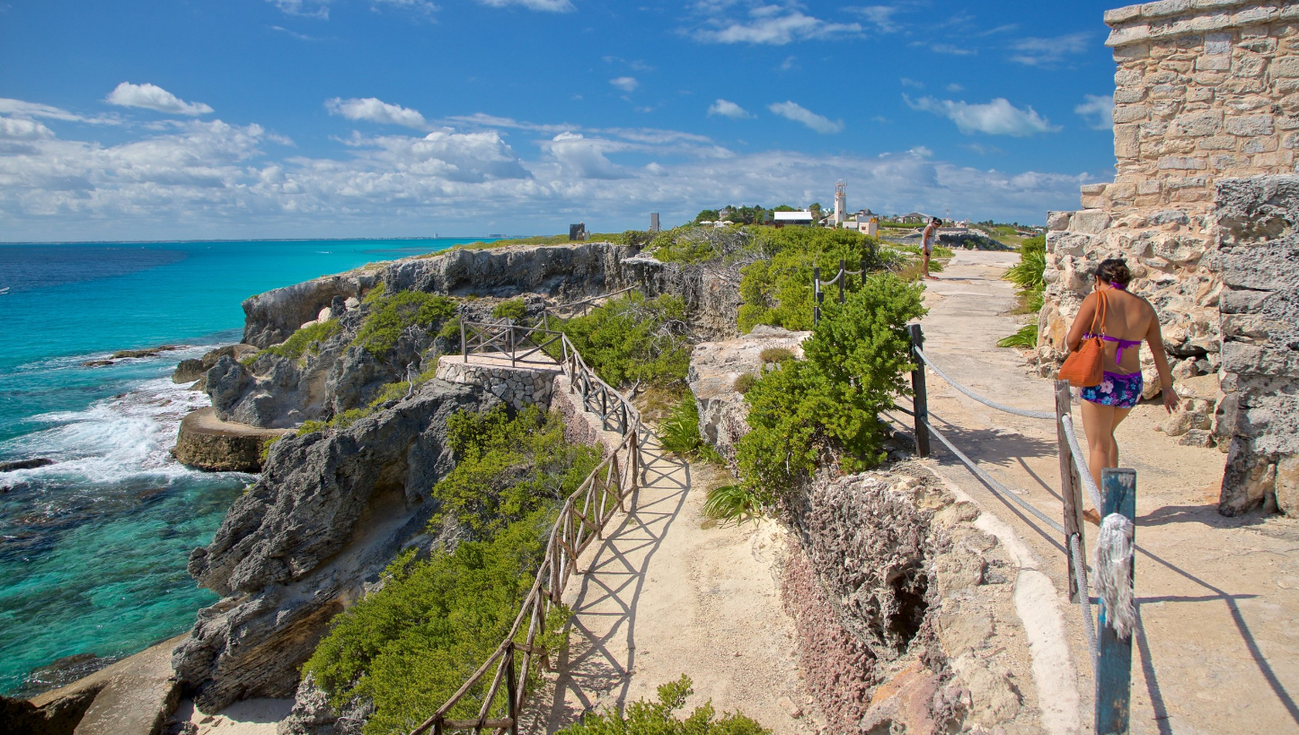 Quintana Roo rompe récord de turismo con 33.7 millones de pasajeros: Mara Lezama
