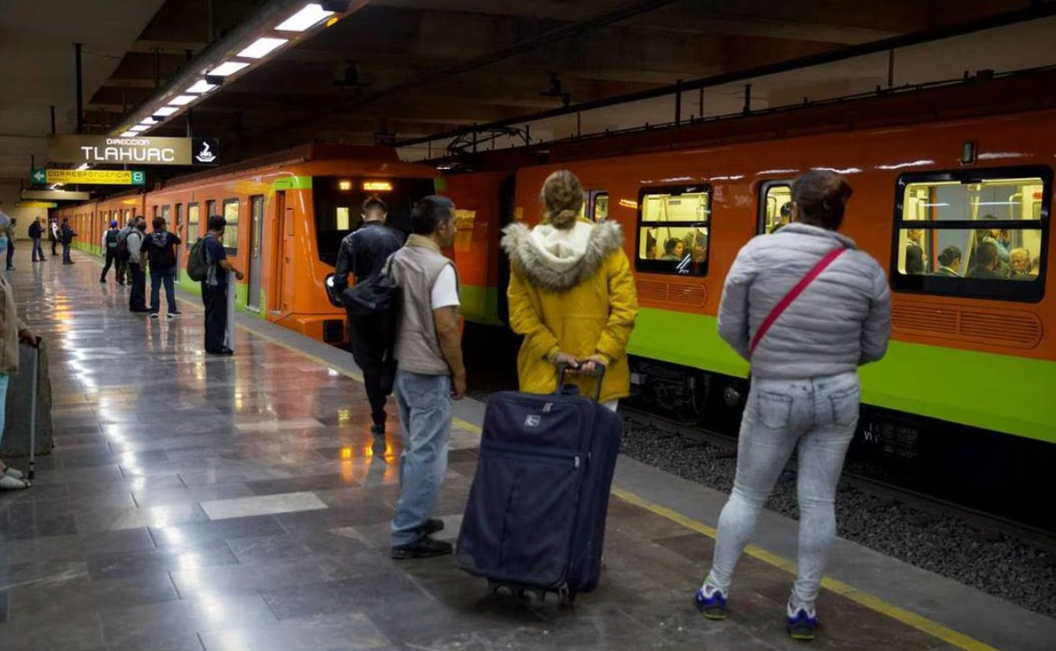 Suspenden servicio en 10 estaciones de Línea 12 en metro de la CDMX