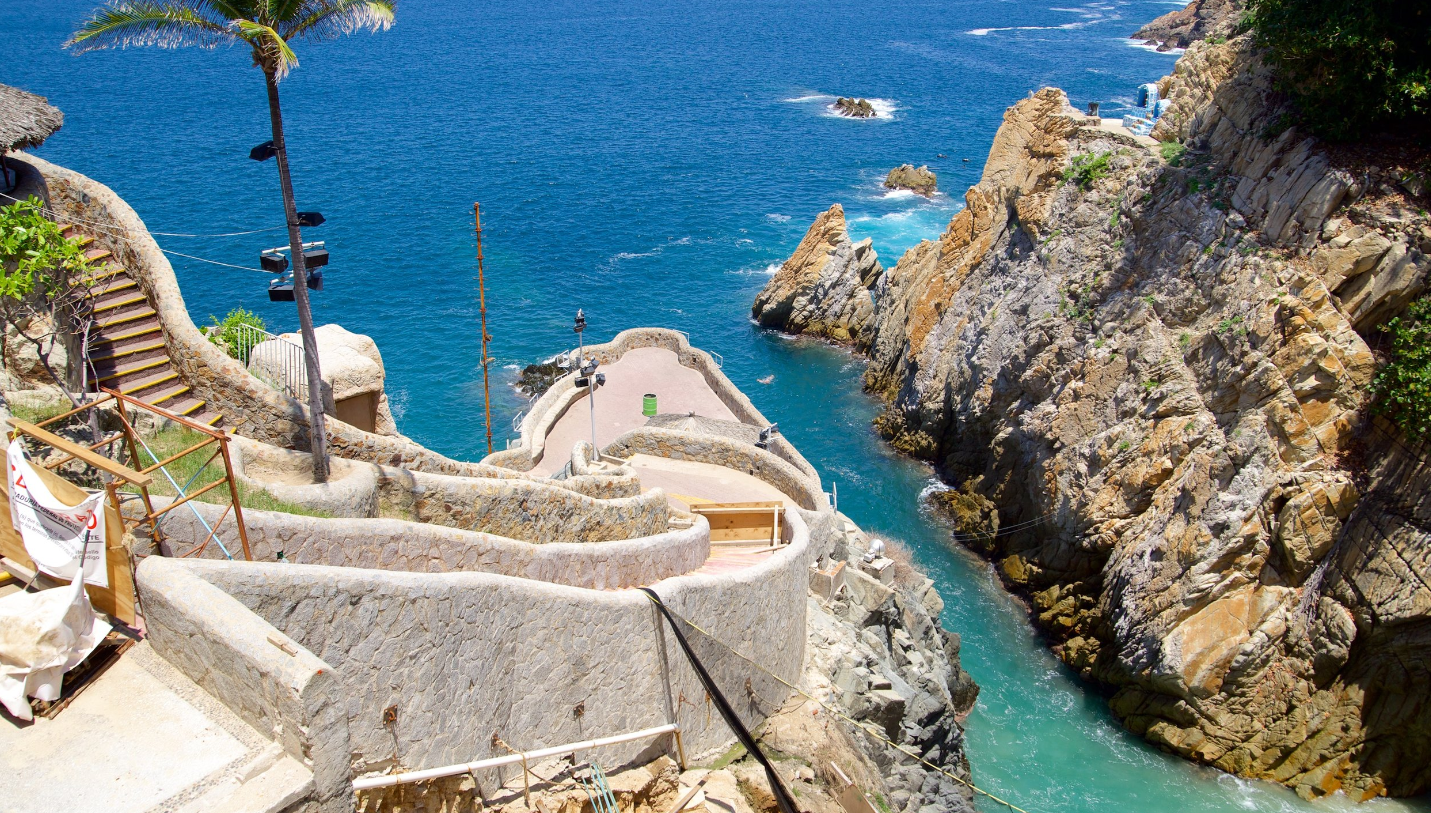 Llega el primer crucero del 2024 a Acapulco