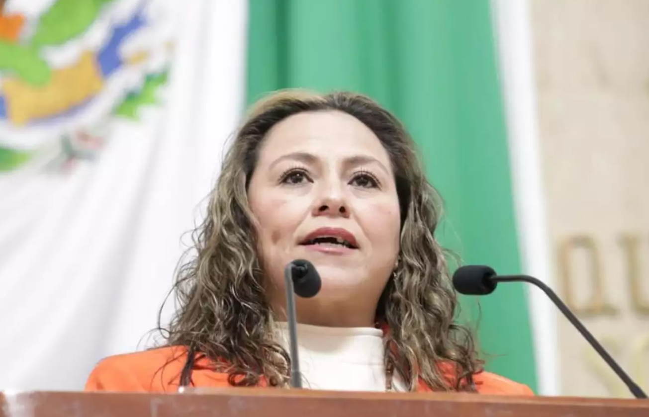 PRI expulsa a Mónica Fernández y notifica al Congreso de la CDMX