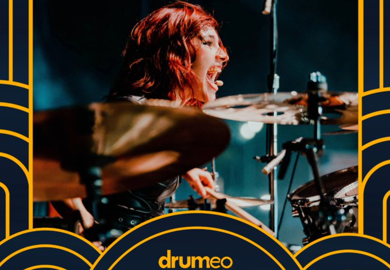 Mexicana Paulina Villarreal, gana premio a mejor baterista de rock del 2023