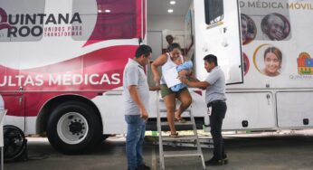 Asiste a las”Caravanas de la Salud” en Chunhuhub, Francisco May y Calderitas