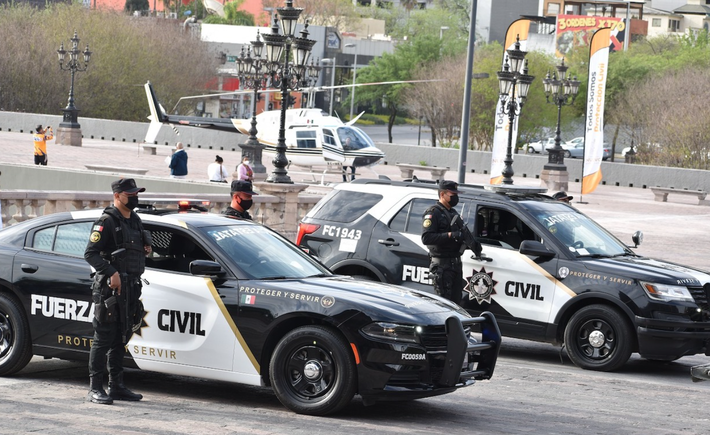 Detienen a dos mujeres por drogar y robar a hombre en hotel de Nuevo León