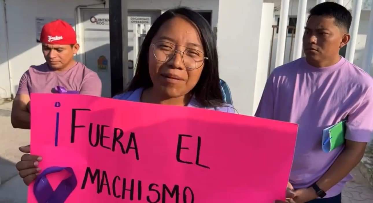 Se manifiestan trabajadores de confianza de CAPA en Tulum