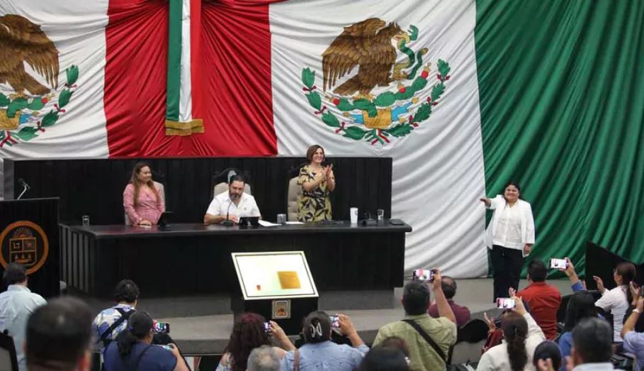 Asume Jissel Castro la junta de gobierno del Congreso de Q. Roo