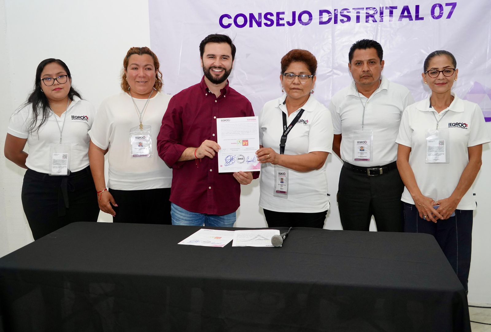 Recibe Eric Arcila Arjona constancia por Diputación del Distrito 07
