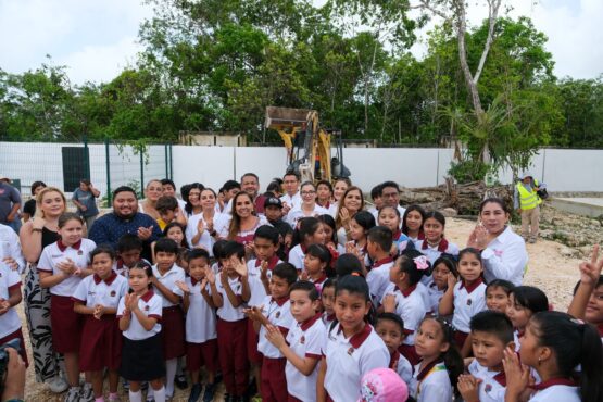 Inicia Mara Lezama construcción de domo en Primaria “Ermilo Abreu Gómez” en Benito Juárez para bienestar de alumnas y alumnos
