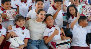 Refuerza Ana Paty Peralta entrega de tenis escolares para niñas, niños y jóvenes