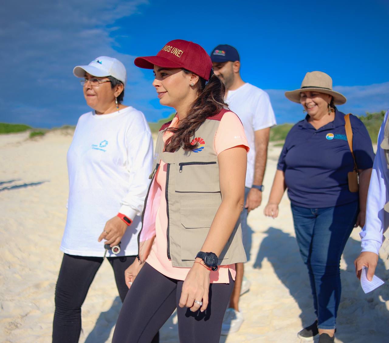 Conserva Ana Paty Peralta playas públicas limpias