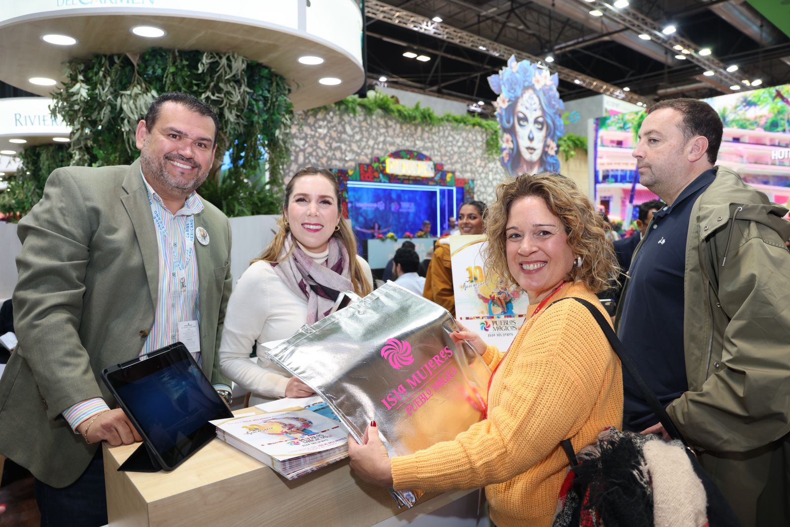 Atenea Gómez Ricalde consolida la promoción de Isla Mujeres en FITUR 2025