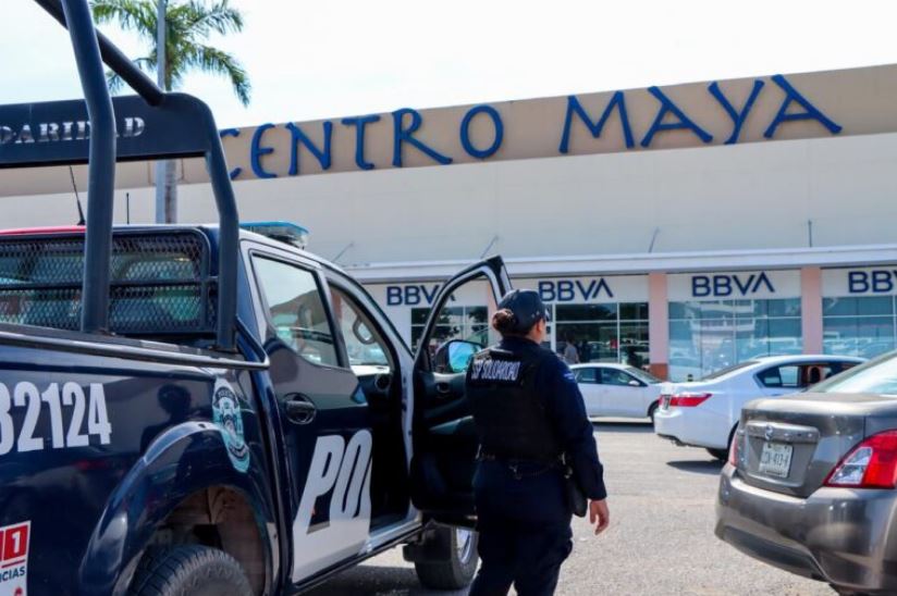 Mantiene presencia policiaca en comercios, zona turística y colonias de Solidaridad durante festejos decembrinos