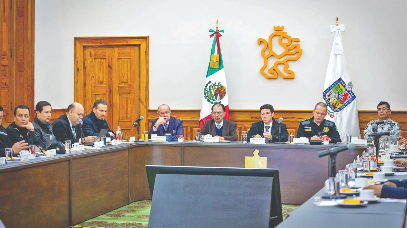 Se integran fiscal y alcaldes a mesa de seguridad en Nuevo León