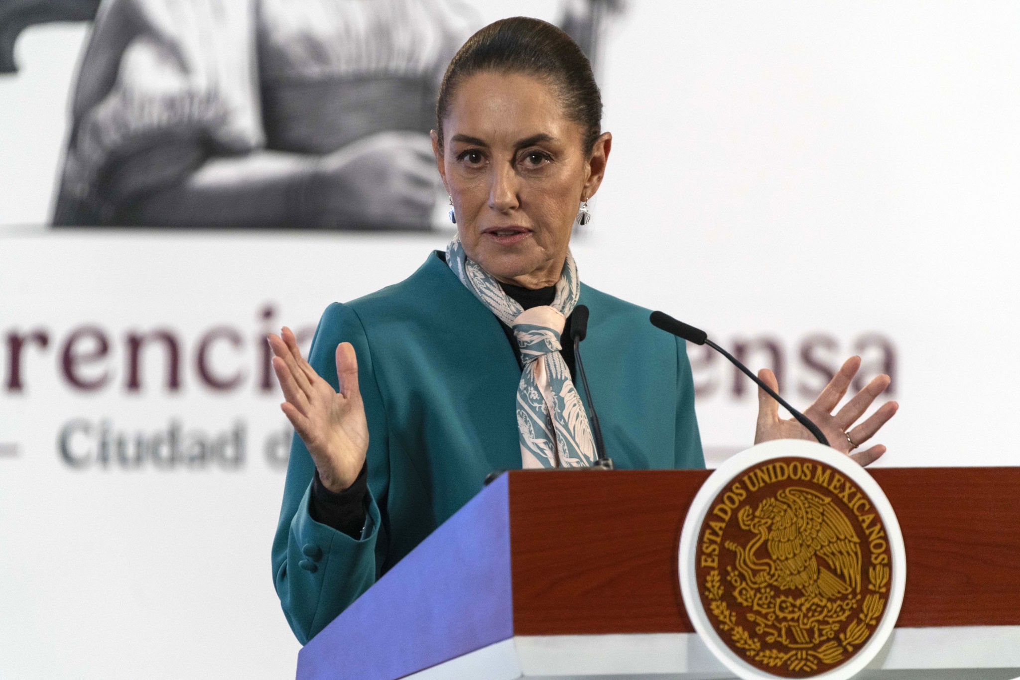 Sostuvo Sheinbaum reunión en Palacio Nacional ante aranceles de EU