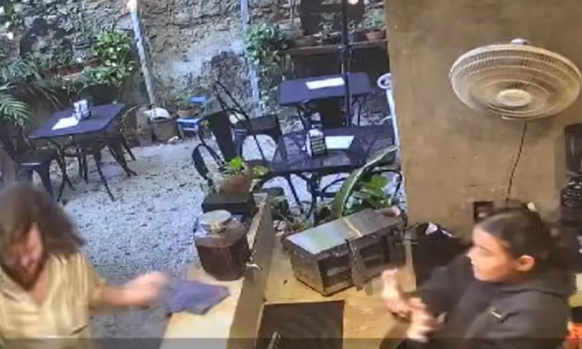 Joven catalán, destroza cafetería en Mérida