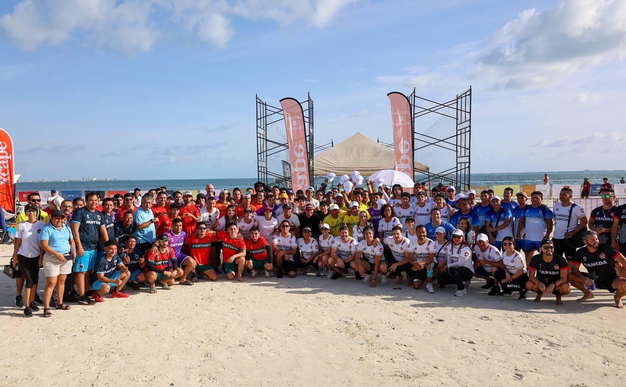 Inaugura Ana Paty Peralta el Torneo “Cancún Nauuch League 2025″