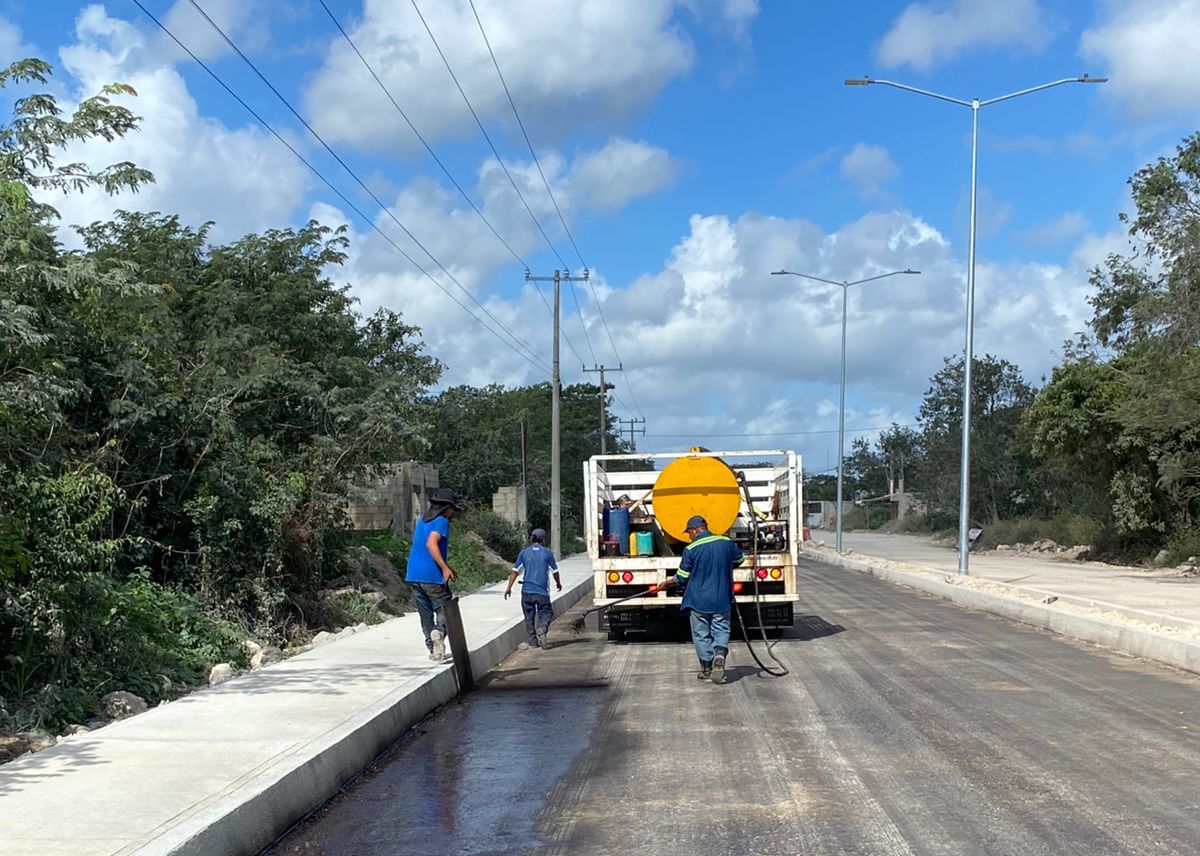Gobierno de Isla Mujeres avanza con la cuarta etapa de la obra de la carretera Rancho Viejo