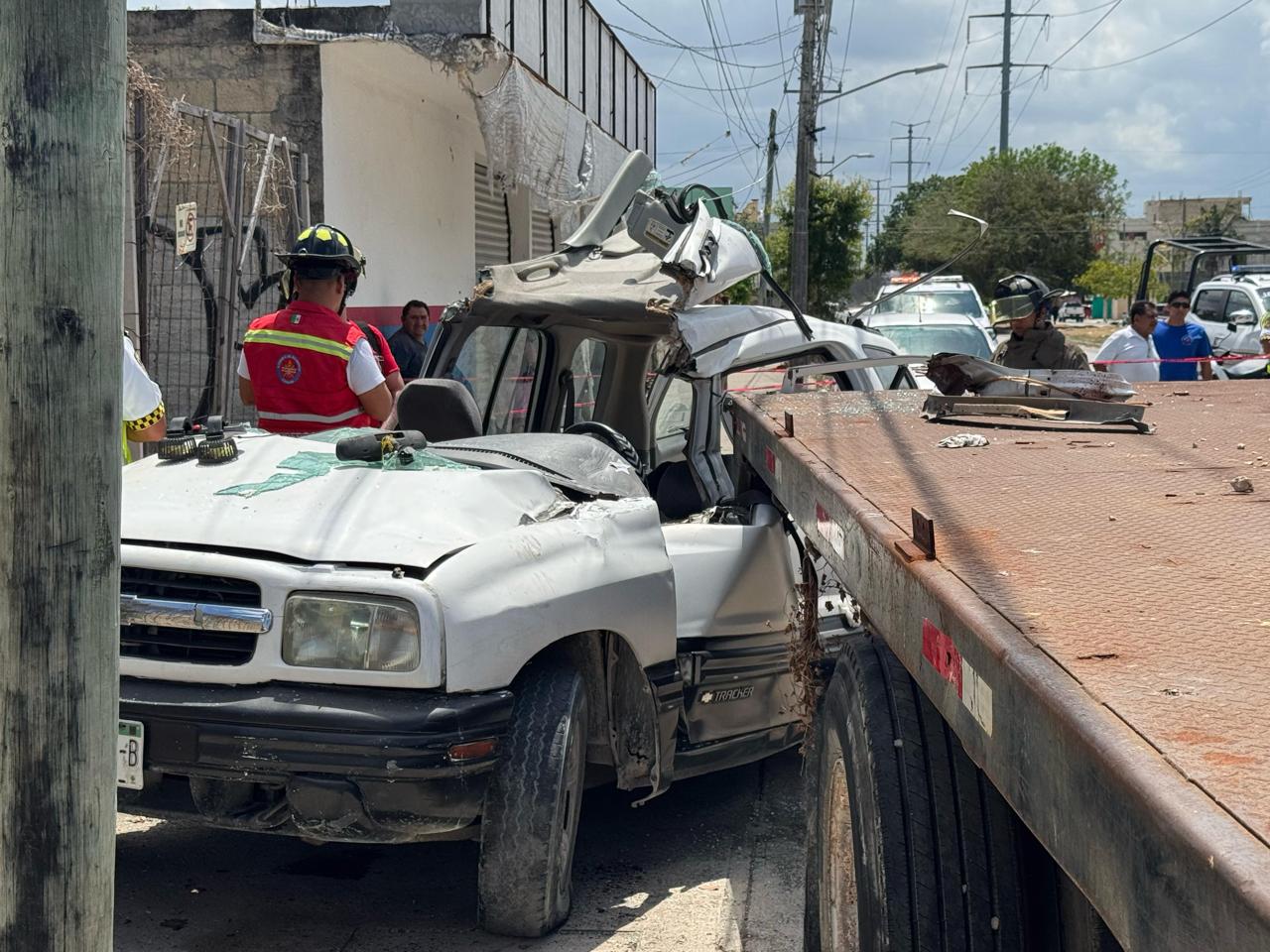 Accidente en la avenida Centenario deja a conductor gravemente herido