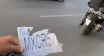 Dejan en evidencia a policías de CDMX con placas falsas