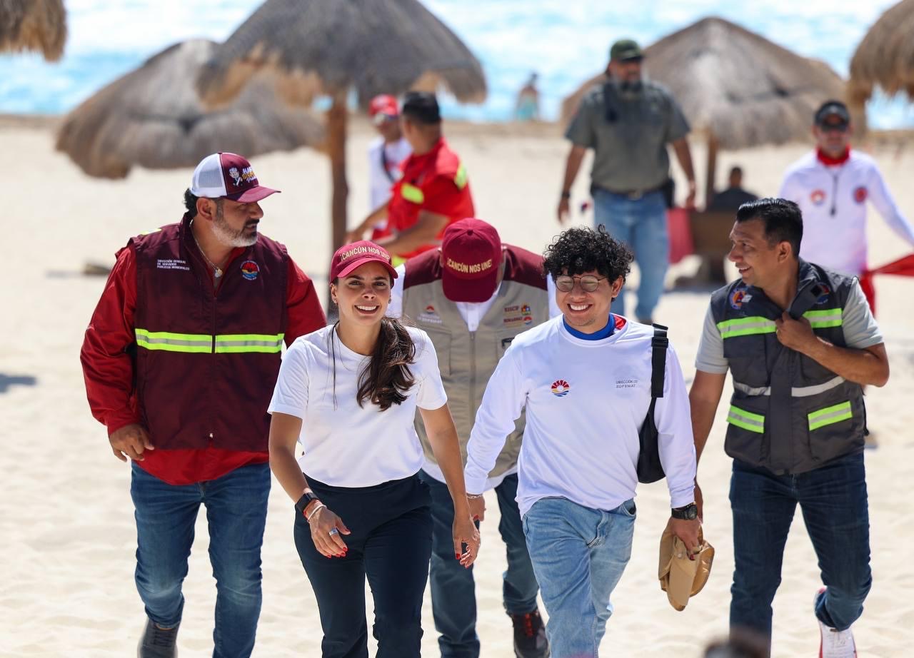 Refuerza Ana Paty Peralta acciones de recolección de sargazo en playas