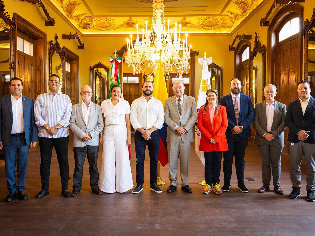 Buscan Gobernadores de Colombia replicar programas de NL