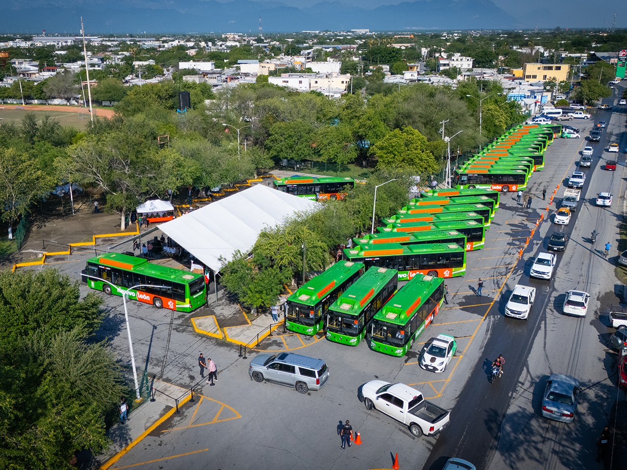 Arranca Gobernador nueva ruta Intramunicipal en Cadereyta