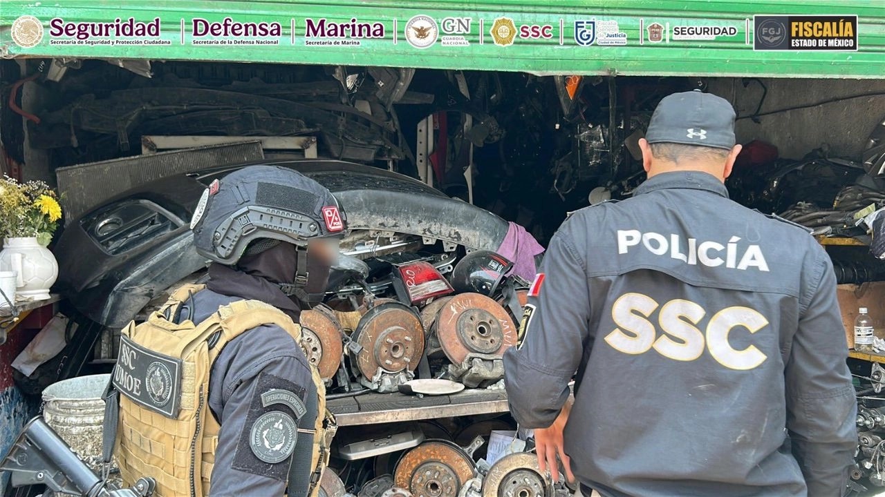 Aseguran más de 2 mil toneladas de autopartes en CDMX y Edomex