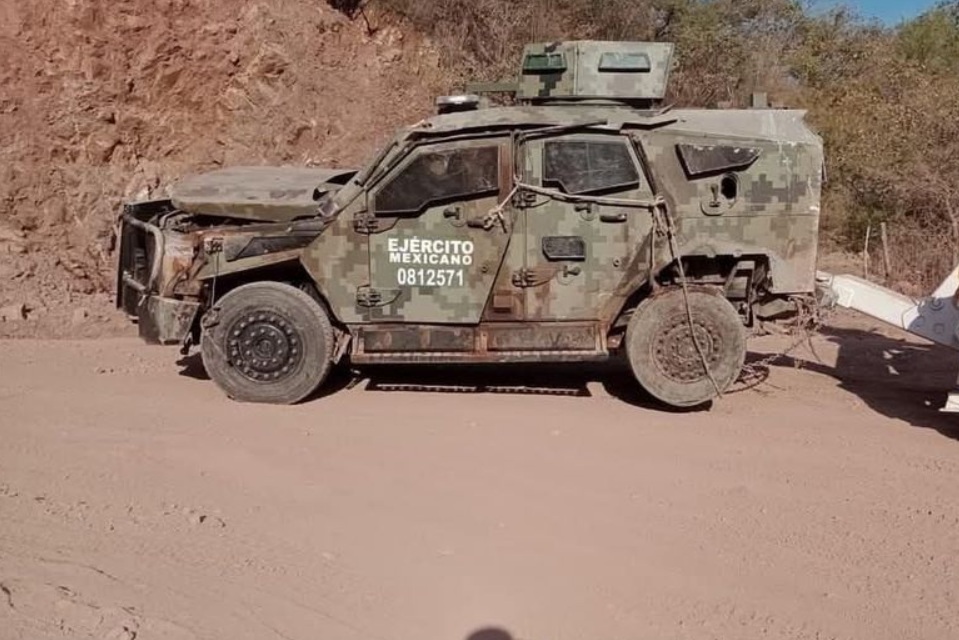 Seis militares muertos por explosión de mina terrestre en Los Reyes, Michoacán