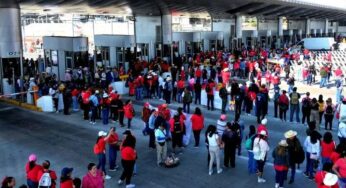 Maestros de la CNTE toman casetas de autopistas hacia la CDMX 