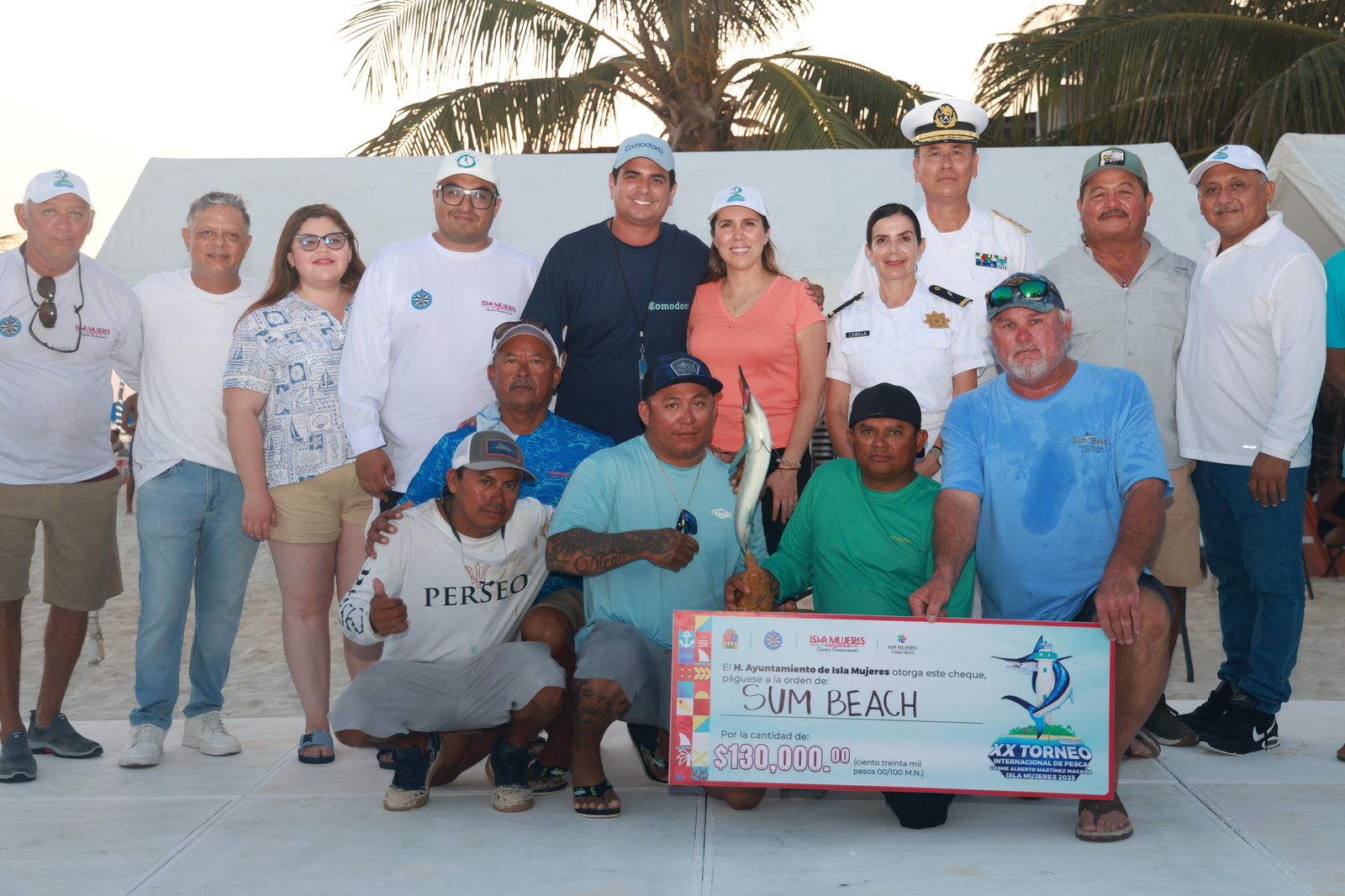 Exitosa ceremonia de premiación del XX Torneo Internacional de Pesca “Cosme Alberto Martínez Magaña” en Isla Mujeres