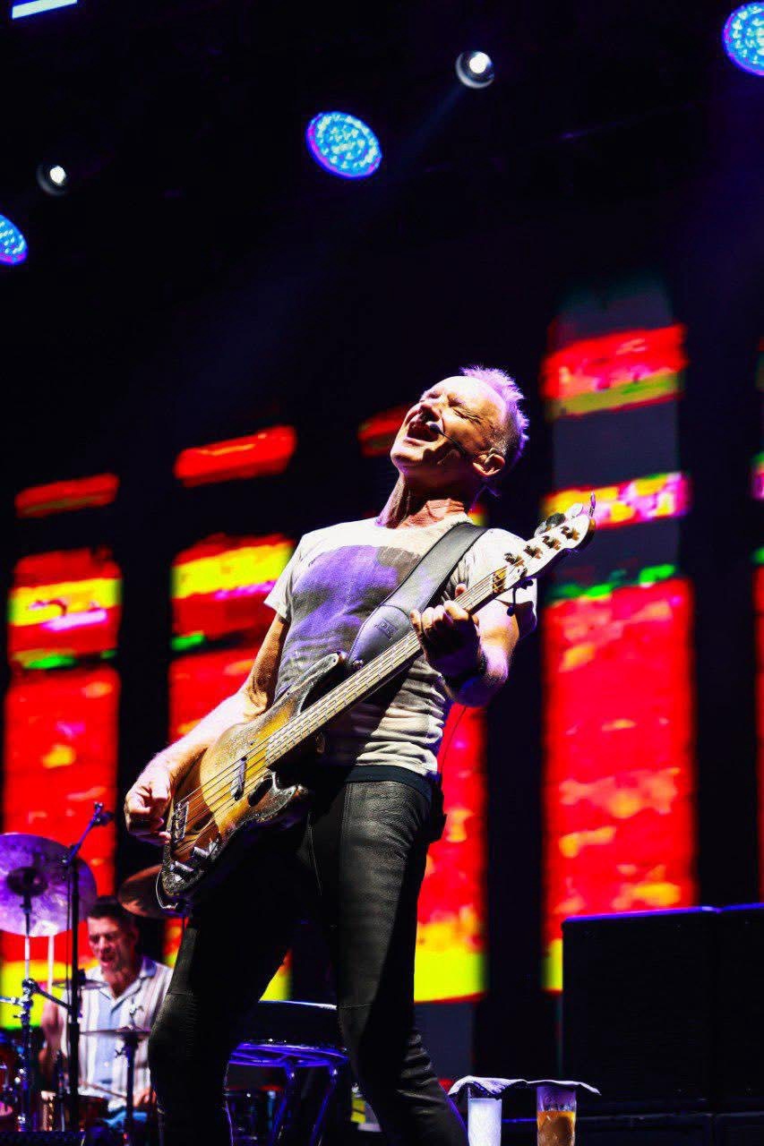 Sting inaugura el Mexican Caribbean Music Festival con concierto gratuito ante 25 mil asistentes