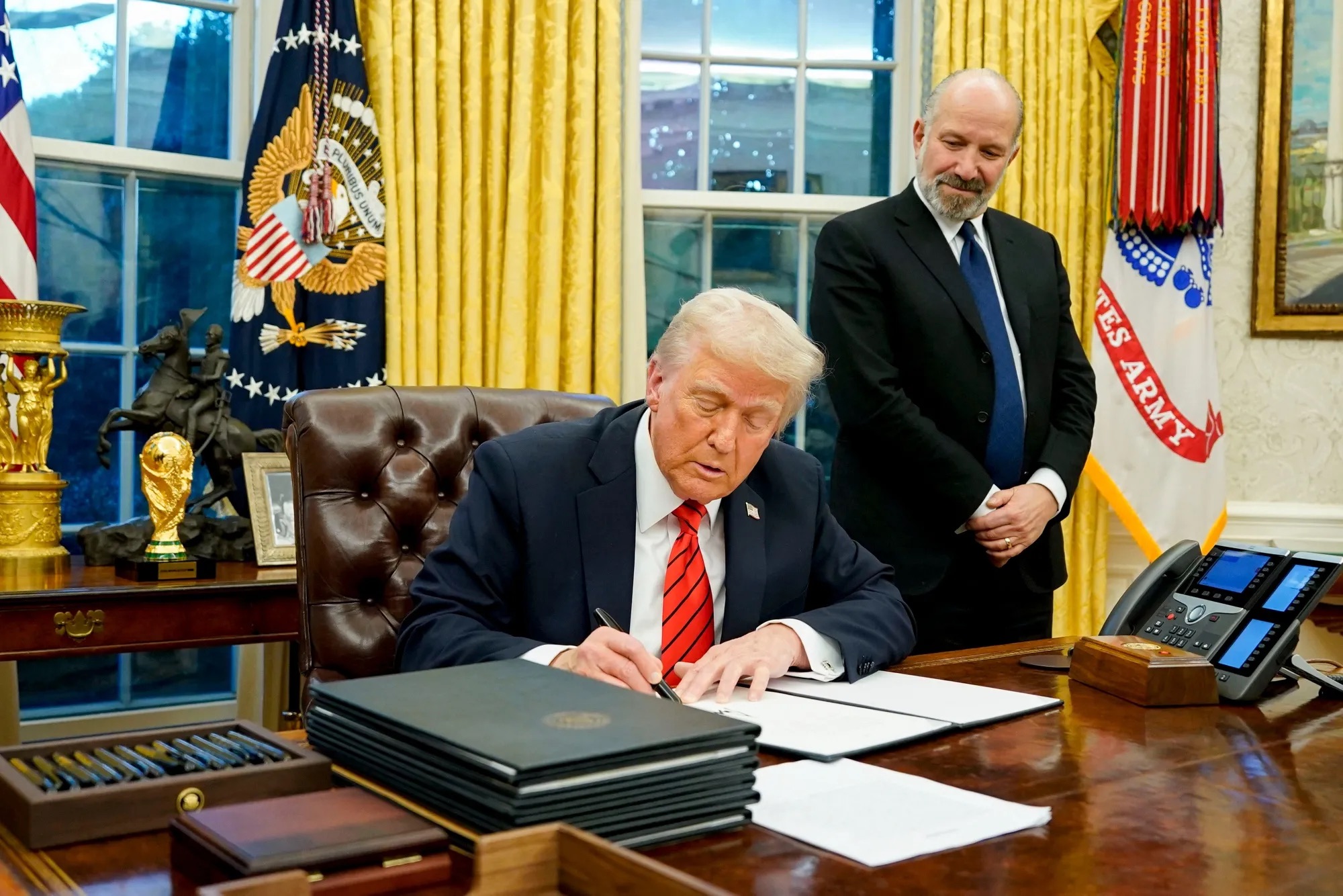 Trump duplica aranceles al acero y aluminio: del 25% al 50%
