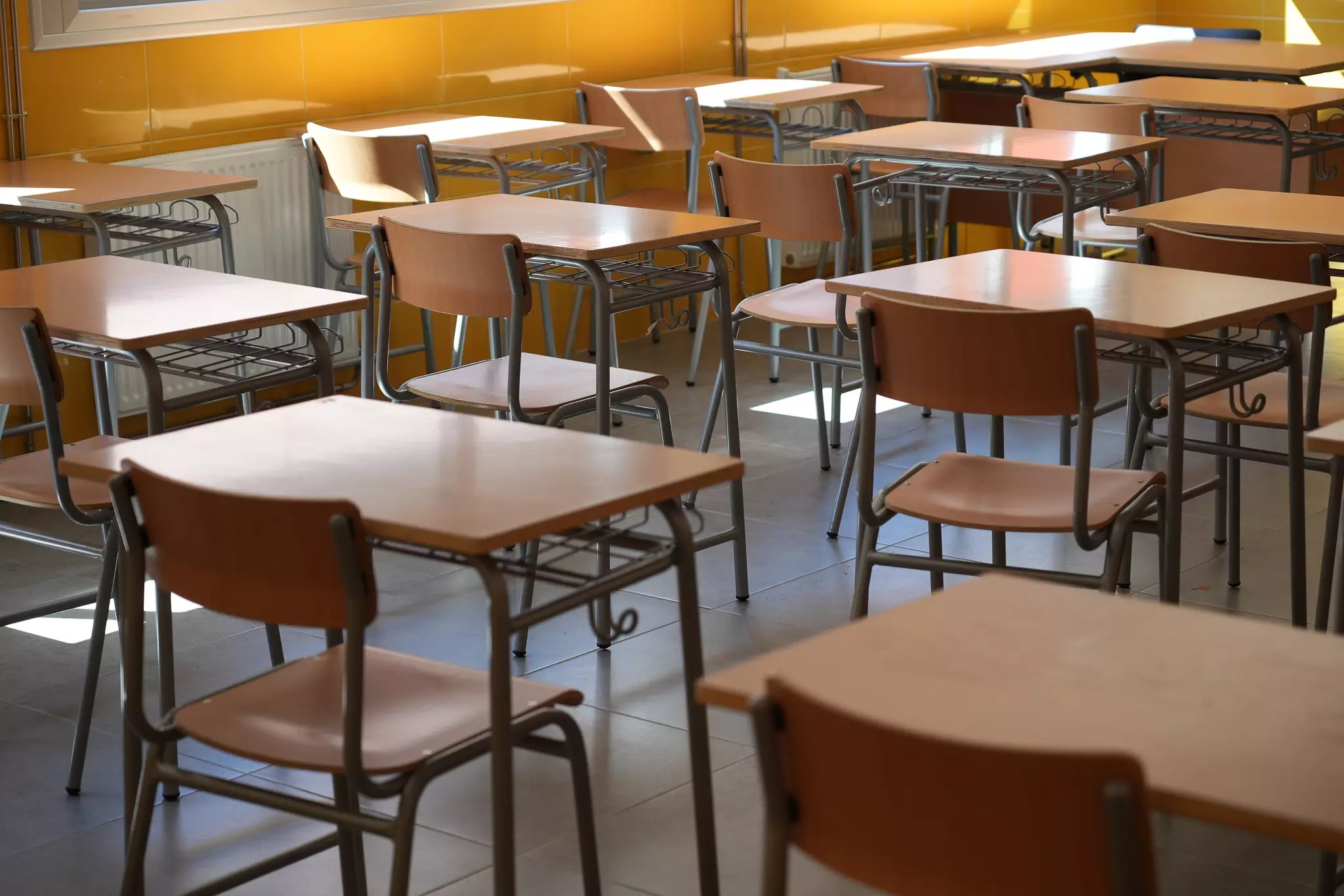 Investigan Presunto Caso de Abuso en Primaria de Ciénega de Flores; Autoridades Actúan de Inmediato