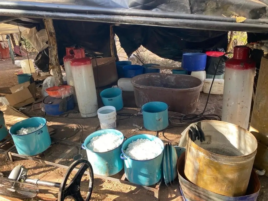 FGR lideró desmantelamiento de narcolaboratorios en Sinaloa