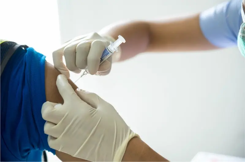 El poder de las vacunas: enfermedades que ya no existen gracias a la prevención