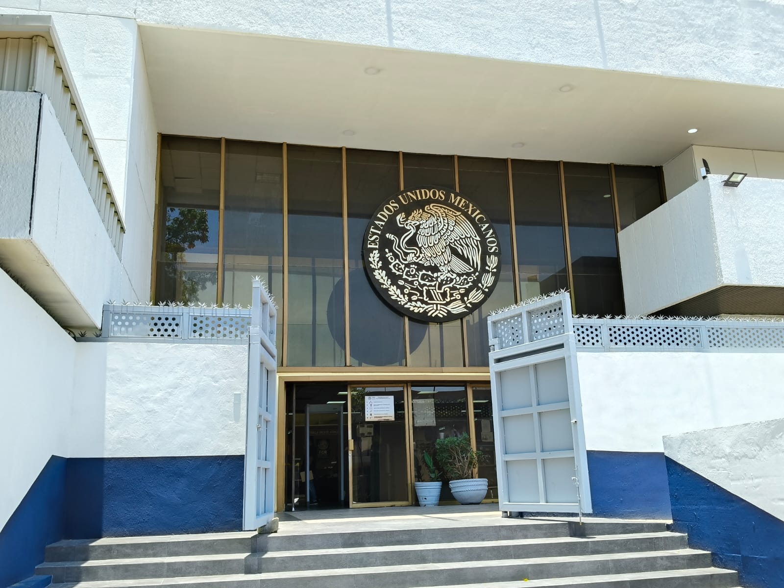 Sentencian a 17 años de prisión a tres personas por introducir narcóticos