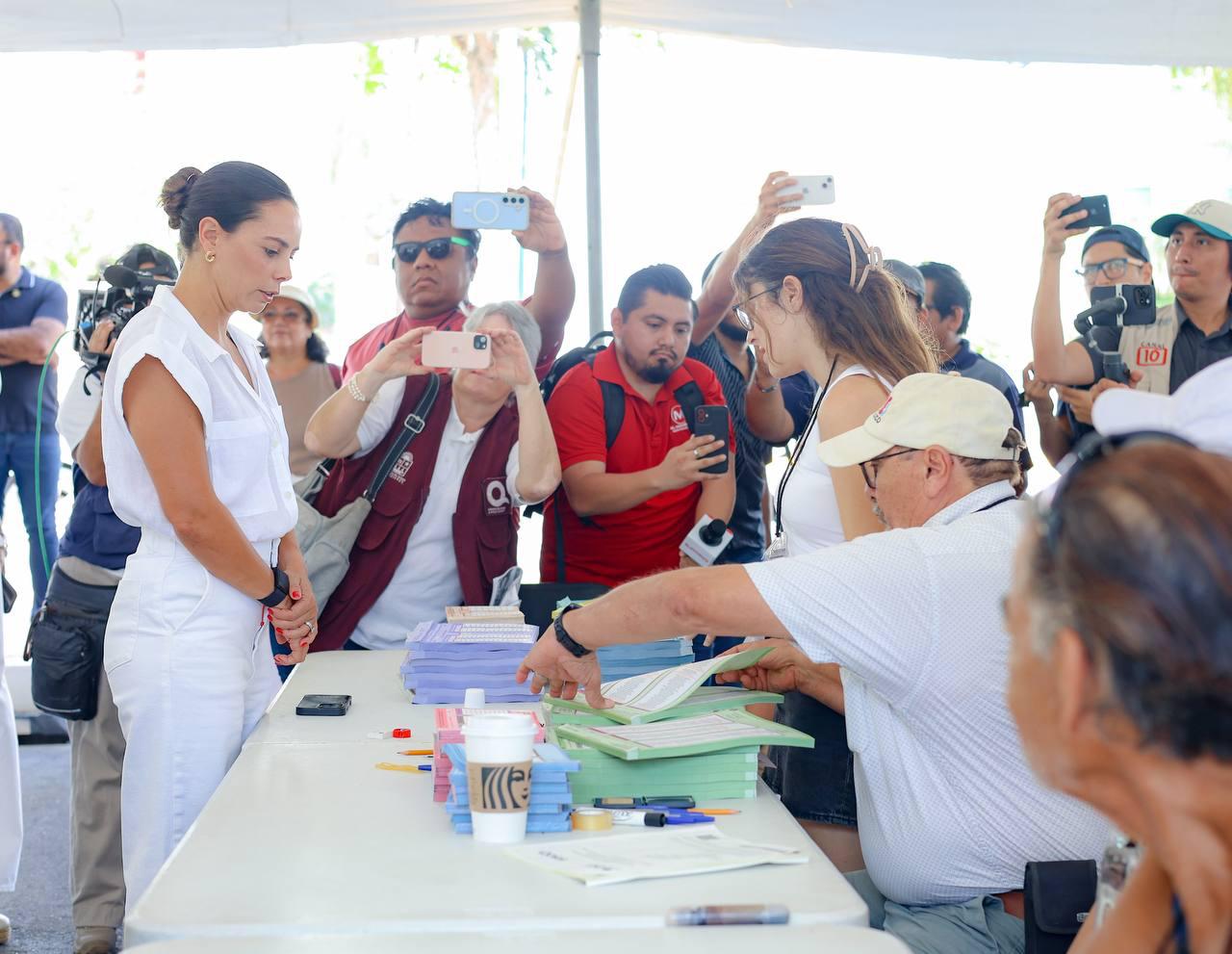 Ana Paty Peralta pone ejemplo en histórica elección del poder judicial en méxico