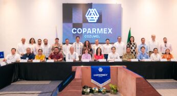 José Luis Chacón pide a diputados y senadores justicia insular en el Foro Nacional de Desarrollo Económico y Social