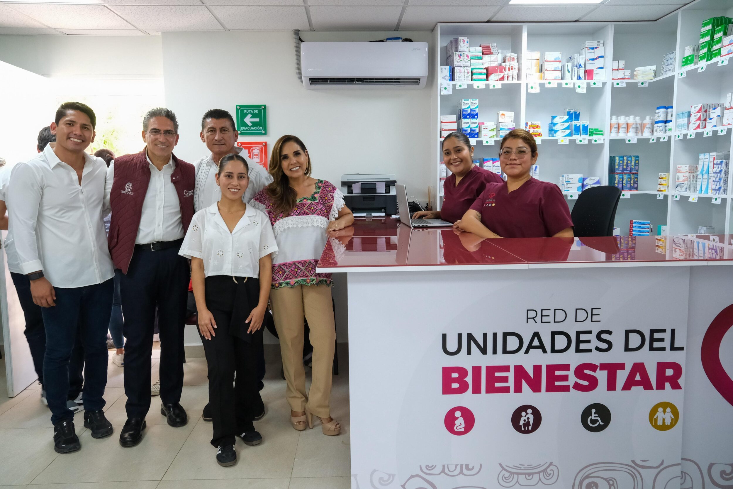 Mara Lezama constata servicios eficientes para la salud de las personas en la Unidad del Bienestar de Bacalar