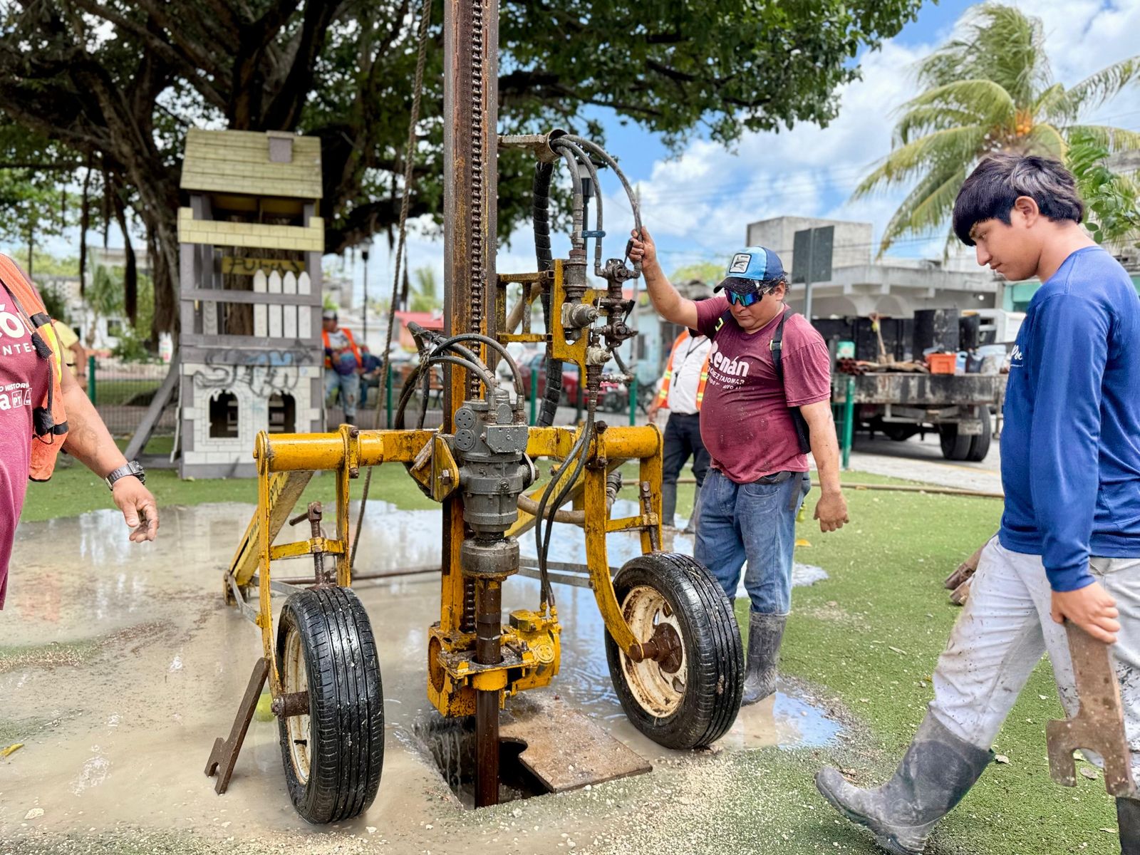 Avanza Programa de desazolve y construcción de pozos pluviales en Cozumel ante temporada de lluvias