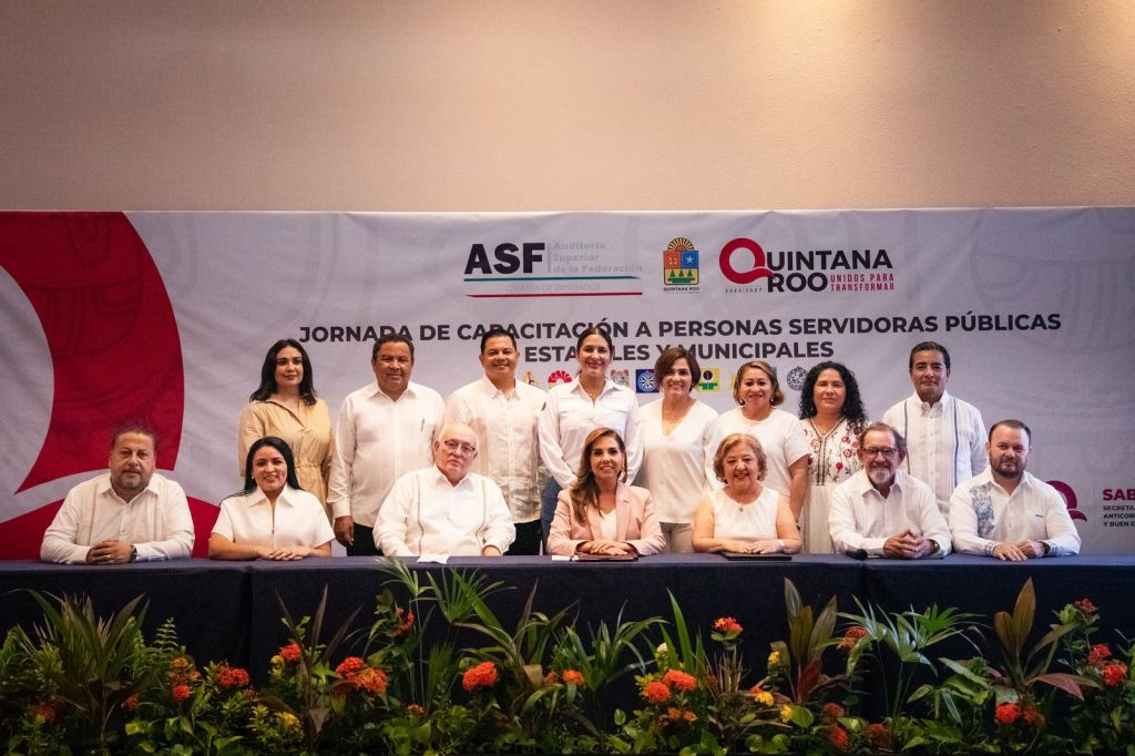 Reafirma Gobierno de Estefanía Mercado compromiso con la transparencia; Playa del Carmen se suma a la jornada de capacitación a autoridades estatales y municipales
